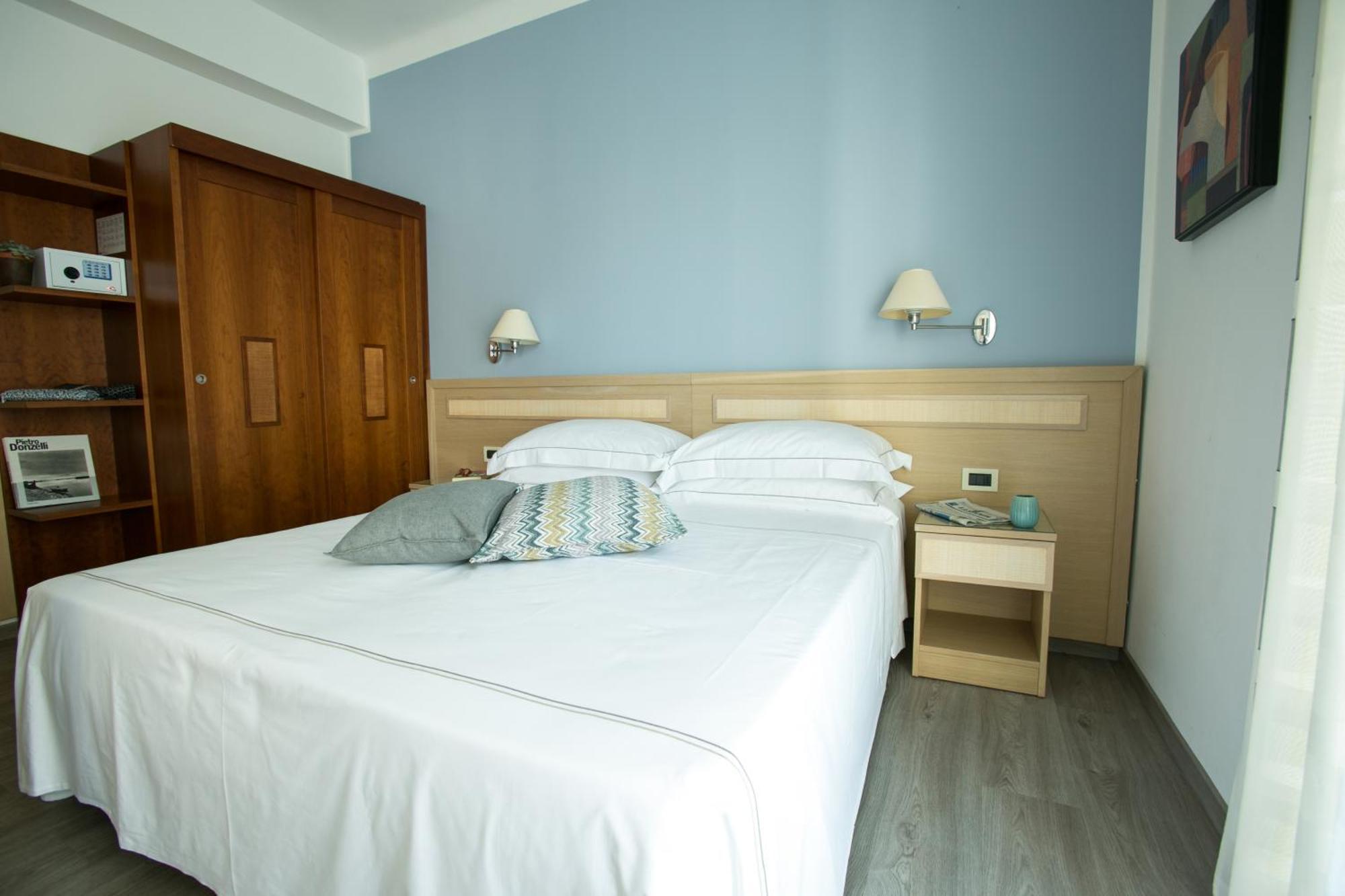 דיאנו מרינה Hotel Arc En Ciel מראה חיצוני תמונה
