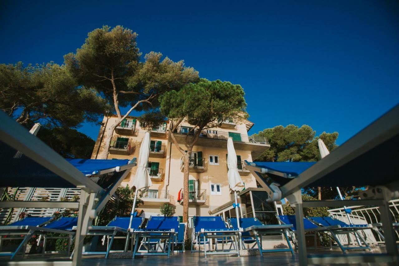 דיאנו מרינה Hotel Arc En Ciel מראה חיצוני תמונה